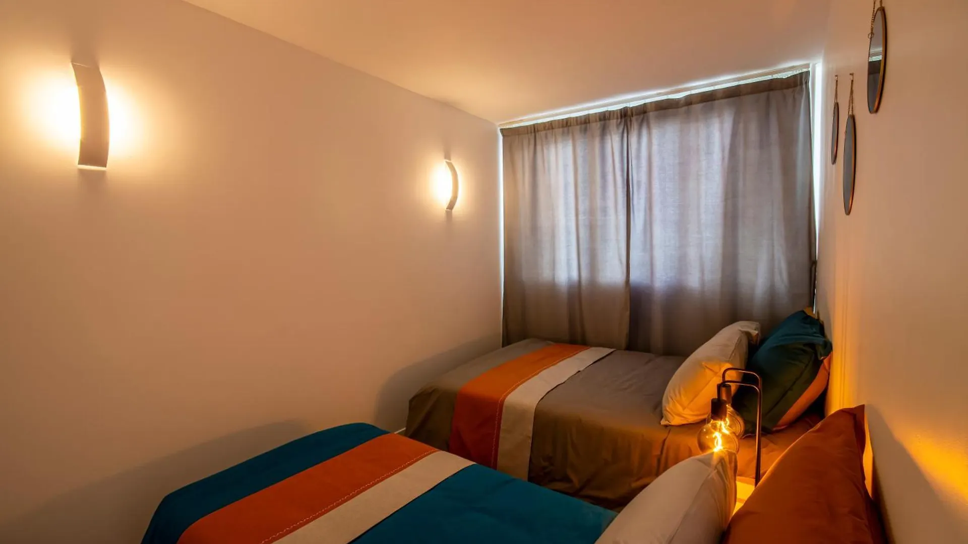 Daire Appartement Cosy Aux Coeur De Paris - 10 Pers